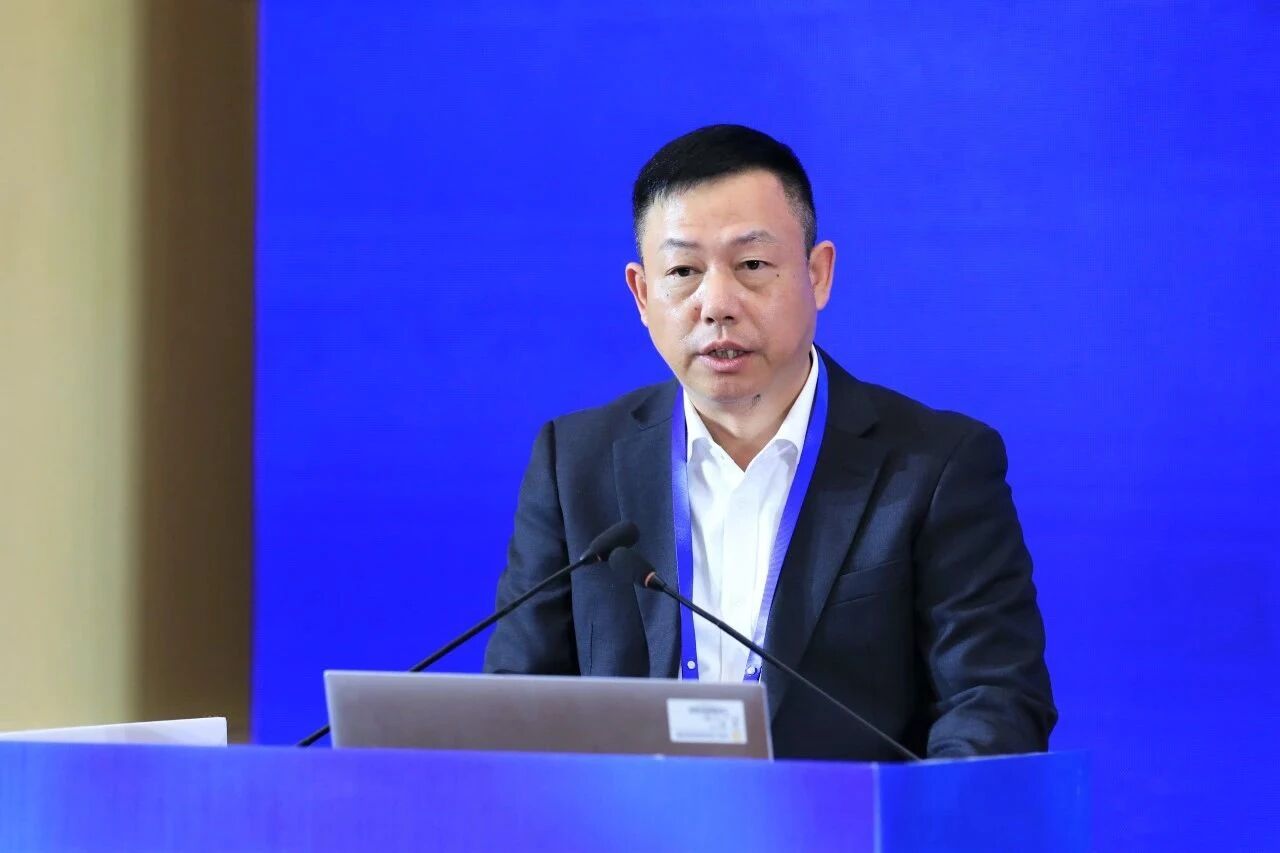 会企资讯 | 四川省福建商会执行会长周志东出席钢铁行业稳增长工作方案宣贯会并作主题报告